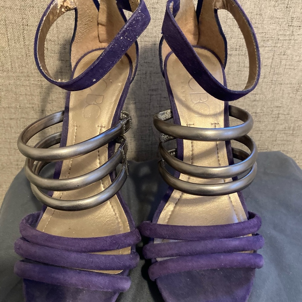 BCBG heels